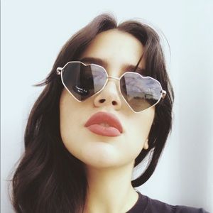 Heart Shaped Oversized Glasses Retro/Vintage style